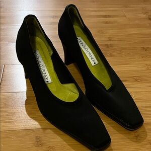 Donald J. Pliner Classic Black Heels